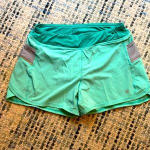 Athleta shorts size 14 green